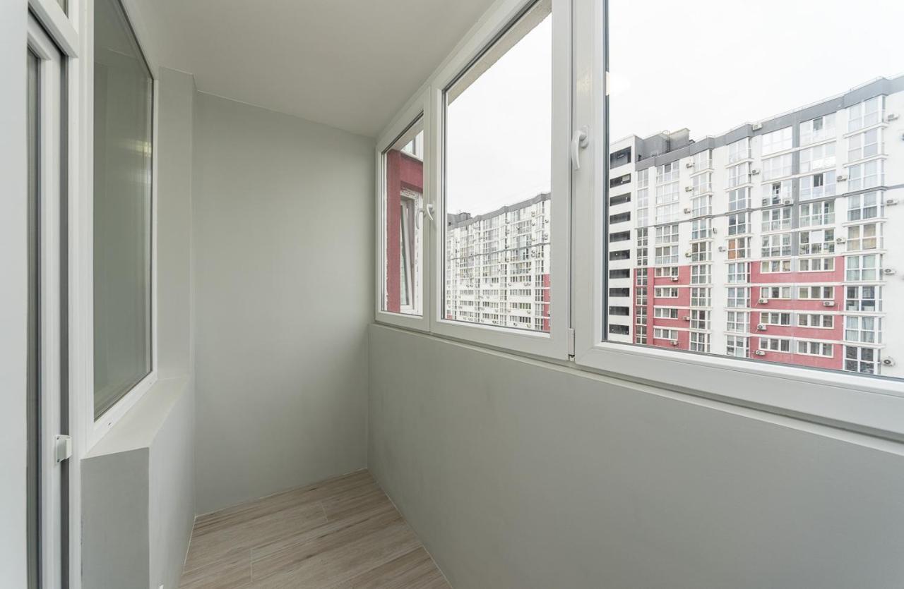 Apartmán Flatrent Drahomanova 2A Kyjev Exteriér fotografie