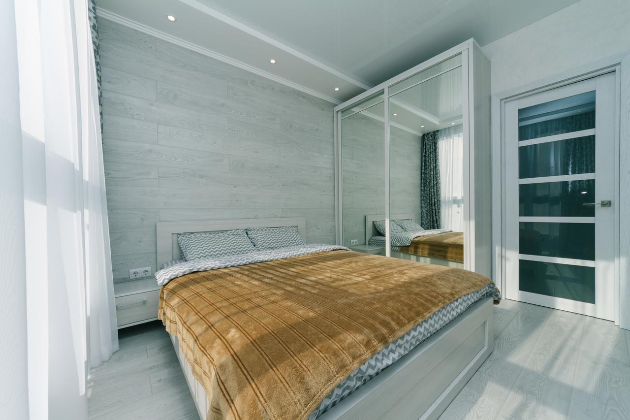 Apartmán Flatrent Drahomanova 2A Kyjev Exteriér fotografie